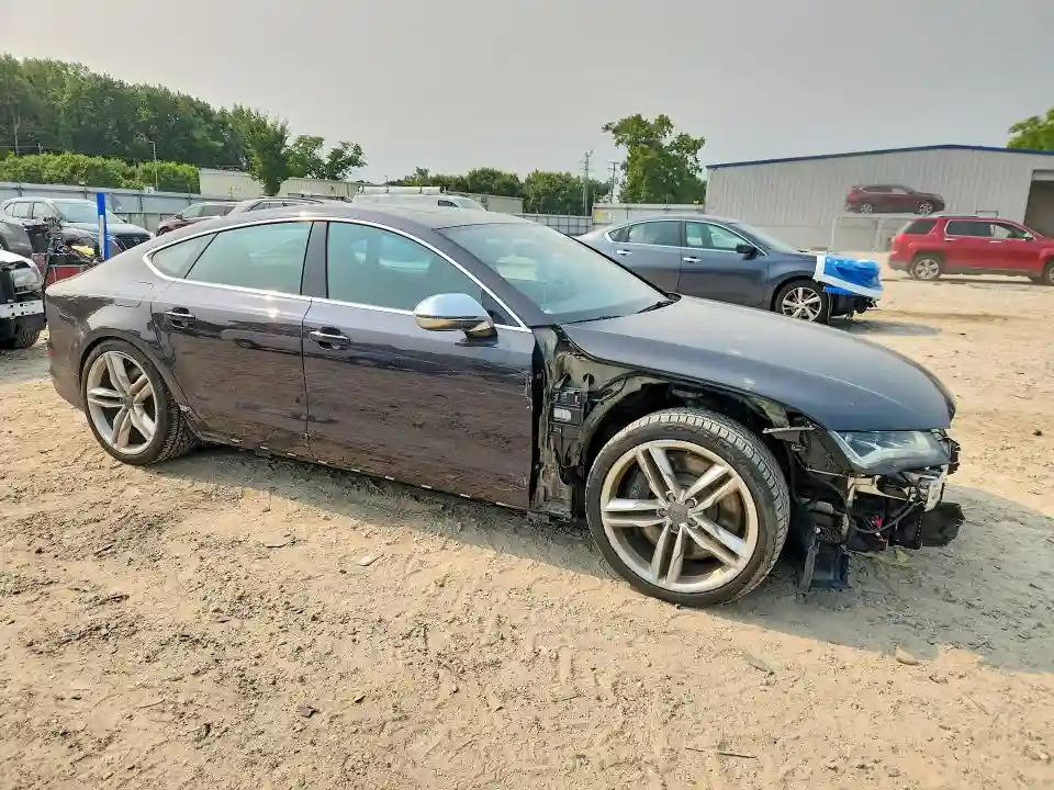 WAUW2AFC2DN090236 2013 AUDI S7/RS7-3