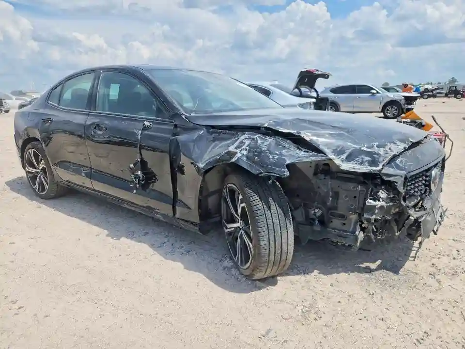 7JRL12TK4RG322231 2024 VOLVO S60 CORE-3