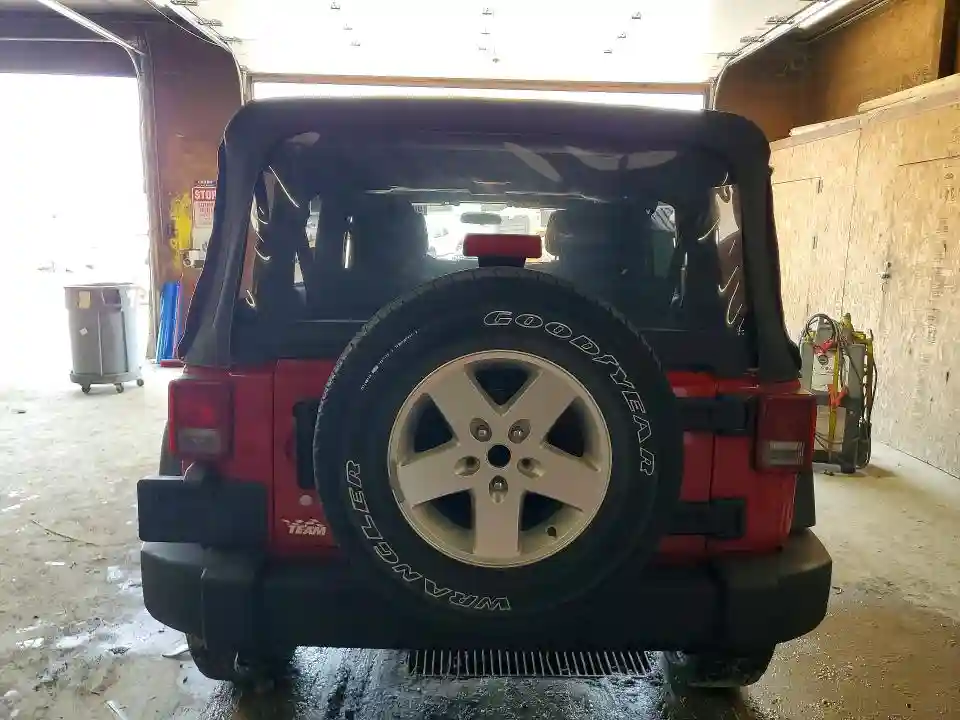 1J4BA3H18BL537327 2011 JEEP WRANGLER-5
