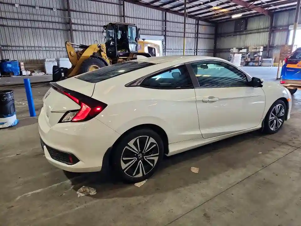 2HGFC3B30JH354304 2018 HONDA CIVIC-2