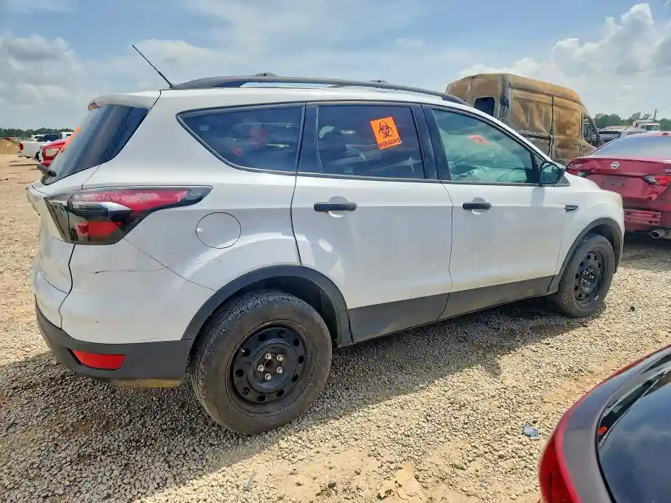 1FMCU0F79HUA69288 2017 FORD ESCAPE-2