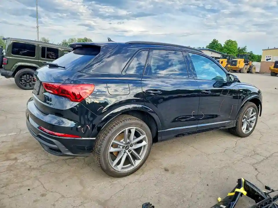 WA1DECF36S1054738 2025 AUDI Q3-2
