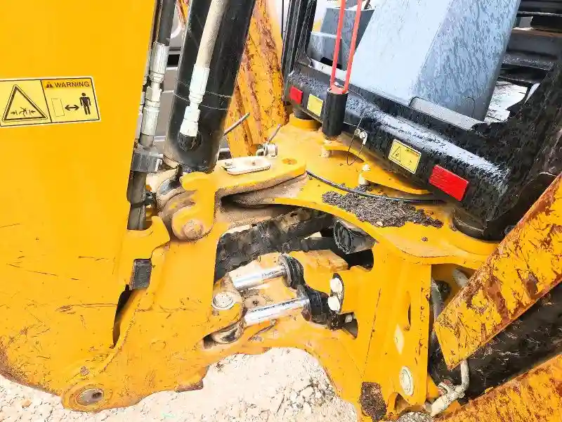 CAT0416FHHWB01565 2018 CATERPILLAR ALL MODELS-5