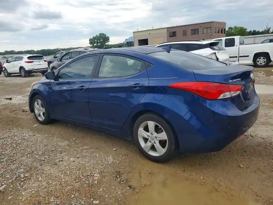 KMHDH4AE6DU868719 2013 HYUNDAI ELANTRA-1