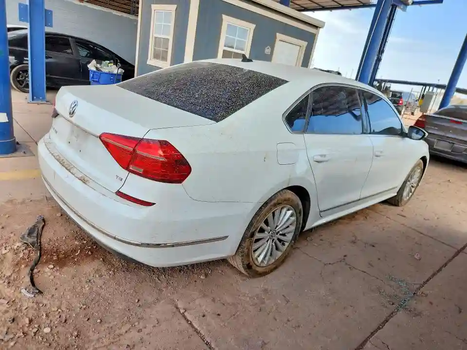 1VWBS7A36GC064876 2016 VOLKSWAGEN PASSAT-2