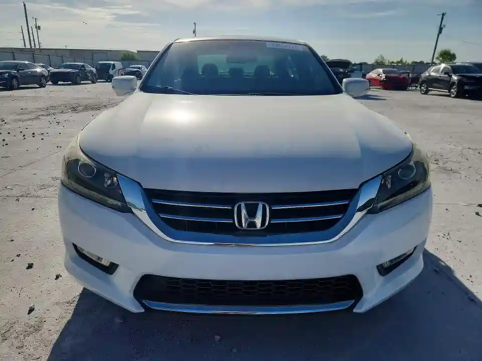 1HGCR2F83DA092153 2013 HONDA ACCORD-4