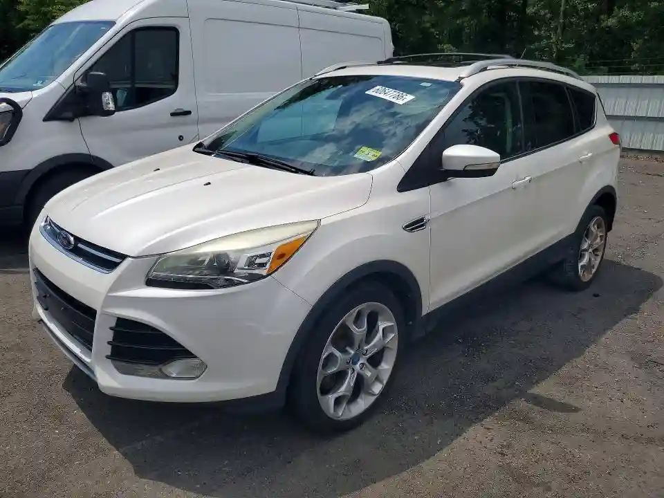 1FMCU0J9XDUA90573 2013 FORD ESCAPE-0