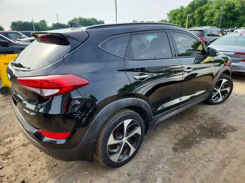 KM8J33A23GU206022 2016 HYUNDAI TUCSON-2