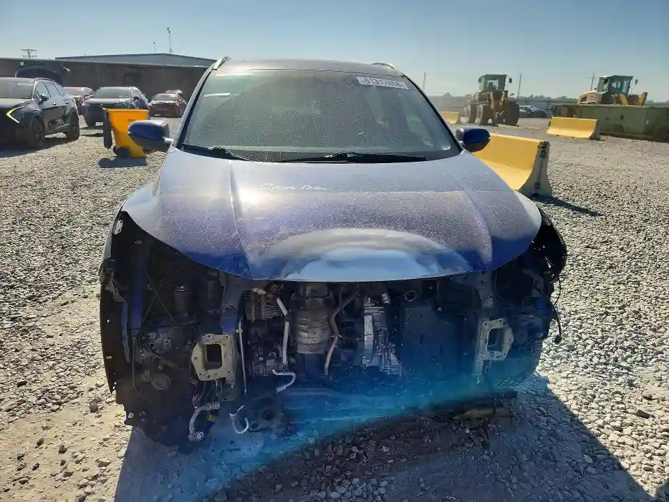 3CZRU6H72HM718362 2017 HONDA HR-V-4