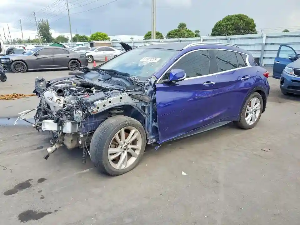 SJKCH5CP9KA011293 2019 INFINITI QX30-0