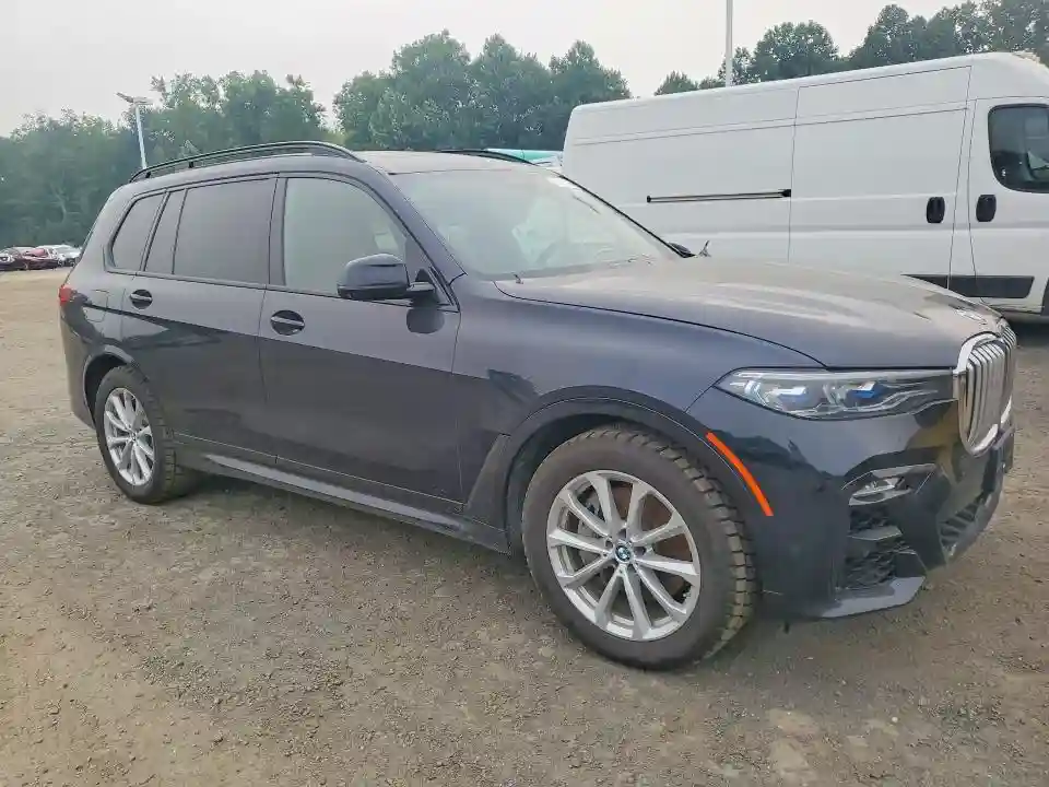 5UXCX4C54KLB39669 2019 BMW X7-3