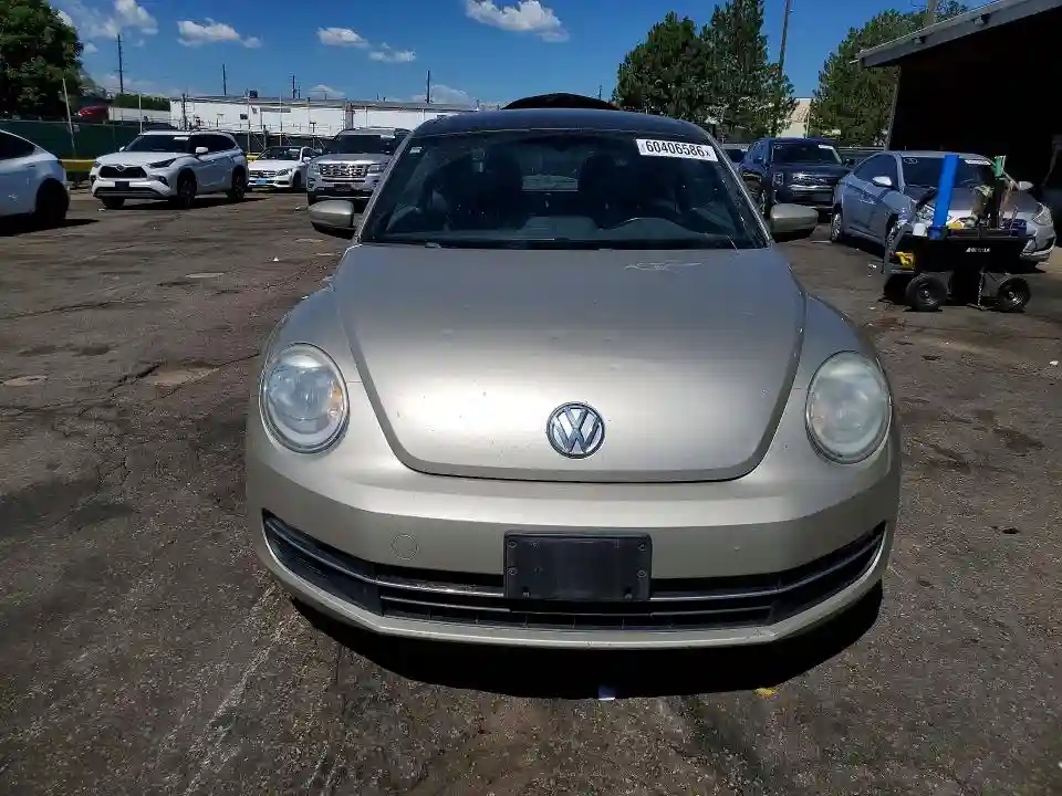3VWJL7AT4DM688517 2013 VOLKSWAGEN BEETLE-4