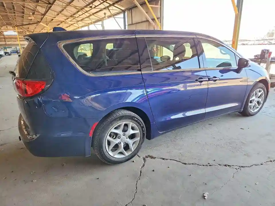 2C4RC1FG9JR111520 2018 CHRYSLER PACIFICA-2