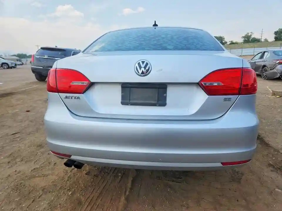 3VWD17AJ2EM266085 2014 VOLKSWAGEN JETTA-5