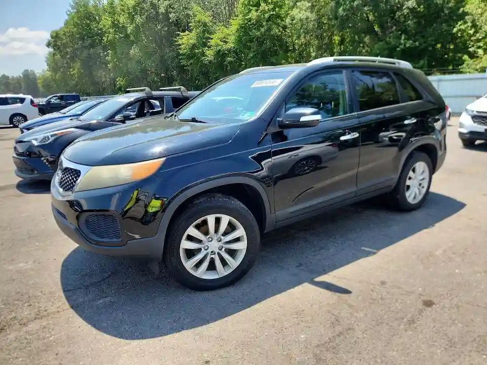 5XYKT4A29BG174783 2011 KIA SORENTO-0
