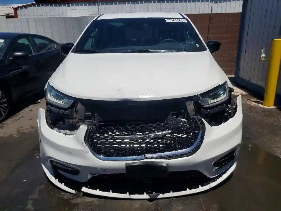 2C4RC1BG8TR201802 2026 CHRYSLER PACIFICA S-4