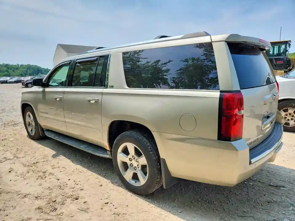 1GNSKKKCXFR507523 2015 CHEVROLET SUBURBAN-1