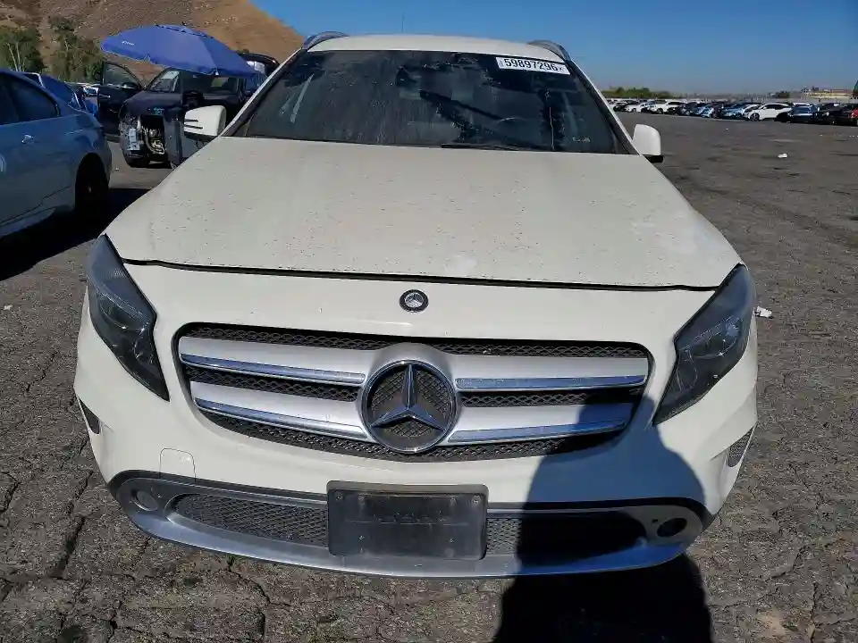 WDCTG4EB8HJ356139 2017 MERCEDES-BENZ GLA-CLASS-4
