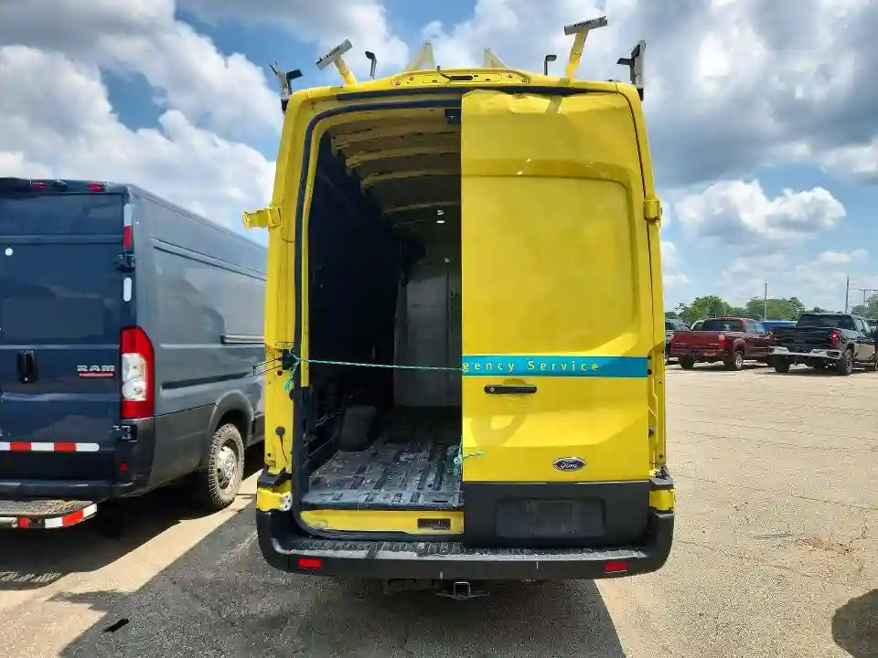 1FTBW3X80PKA10868 2023 FORD TRANSIT-5