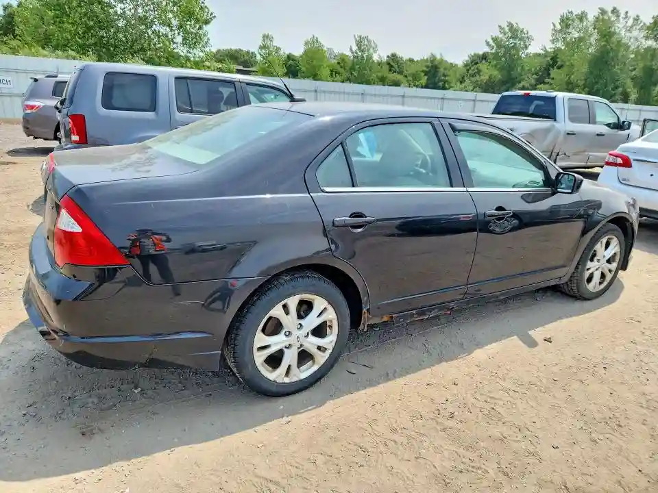 3FAHP0HA4CR418762 2012 FORD FUSION-2