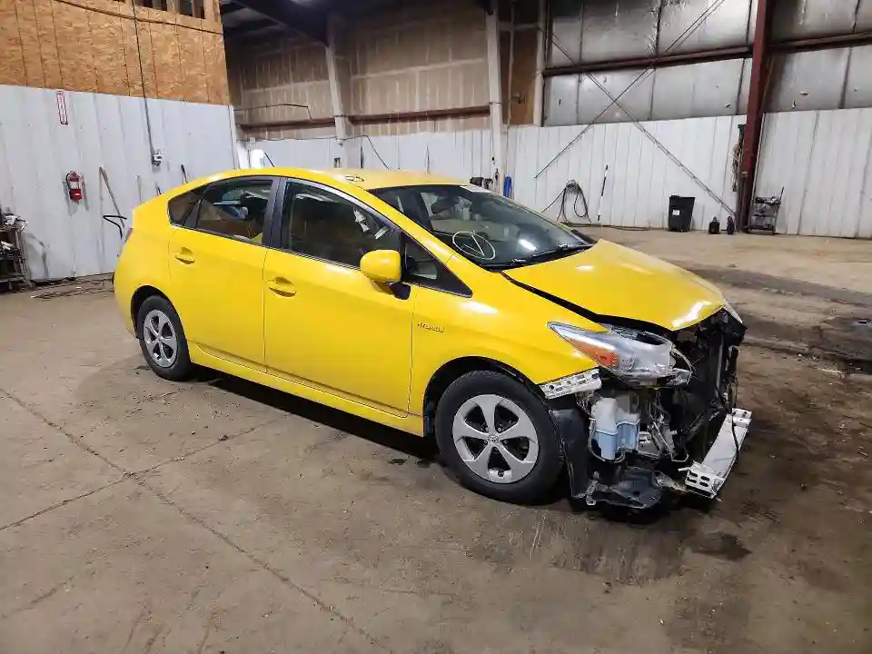 JTDKN3DU8F1874852 2015 TOYOTA PRIUS-3