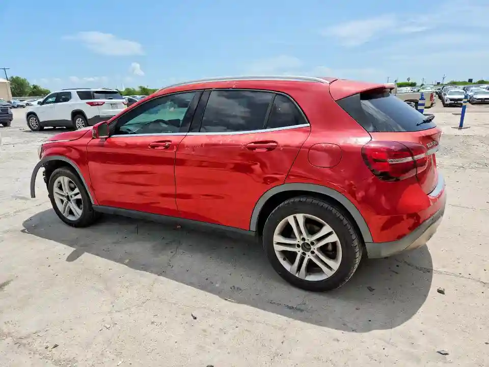 WDCTG4EB9JJ394162 2018 MERCEDES-BENZ GLA-CLASS-1