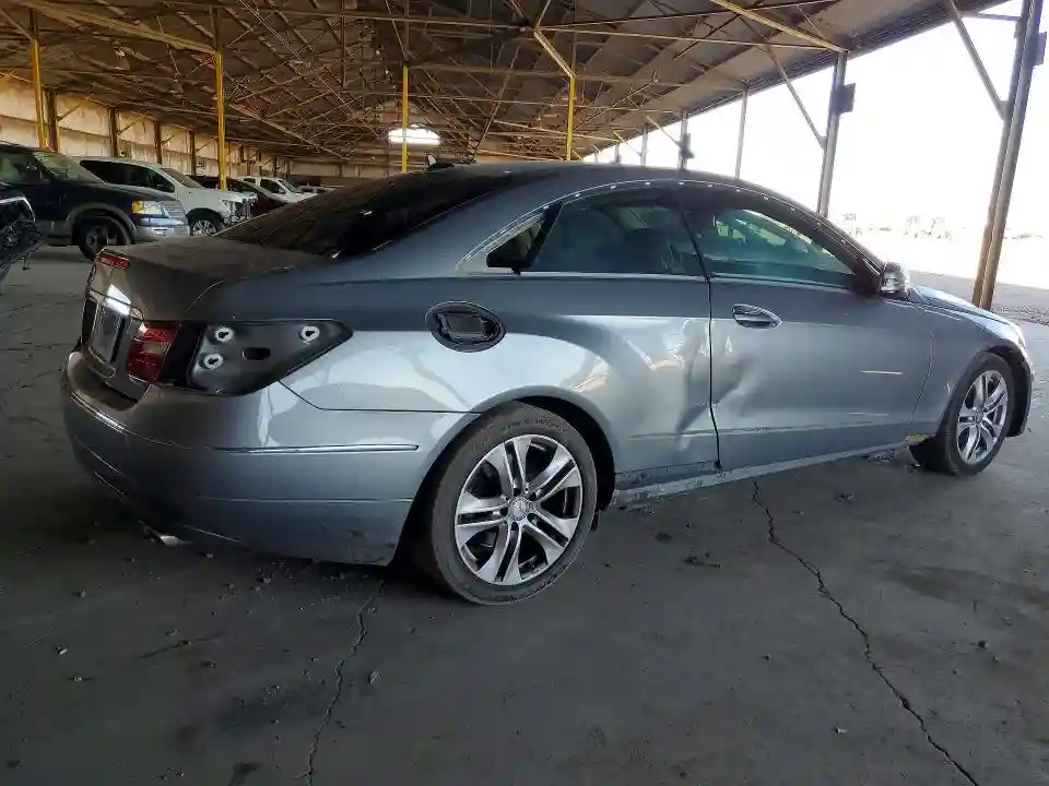 WDDKJ5GB2BF095354 2011 MERCEDES-BENZ E-CLASS-2