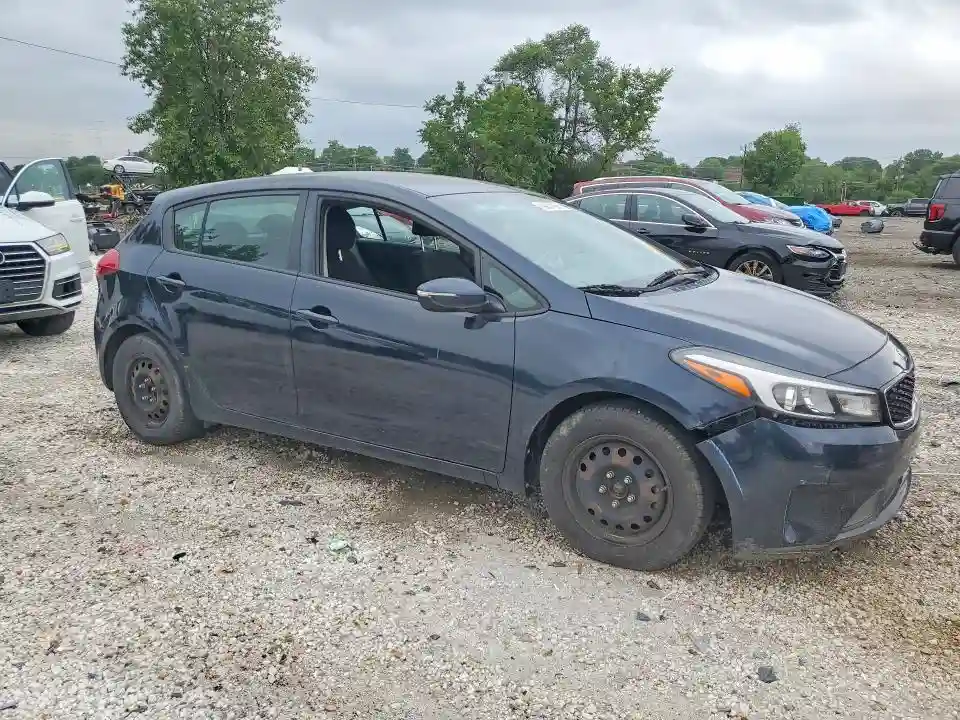 KNAFK5A89H5687478 2017 KIA FORTE-3