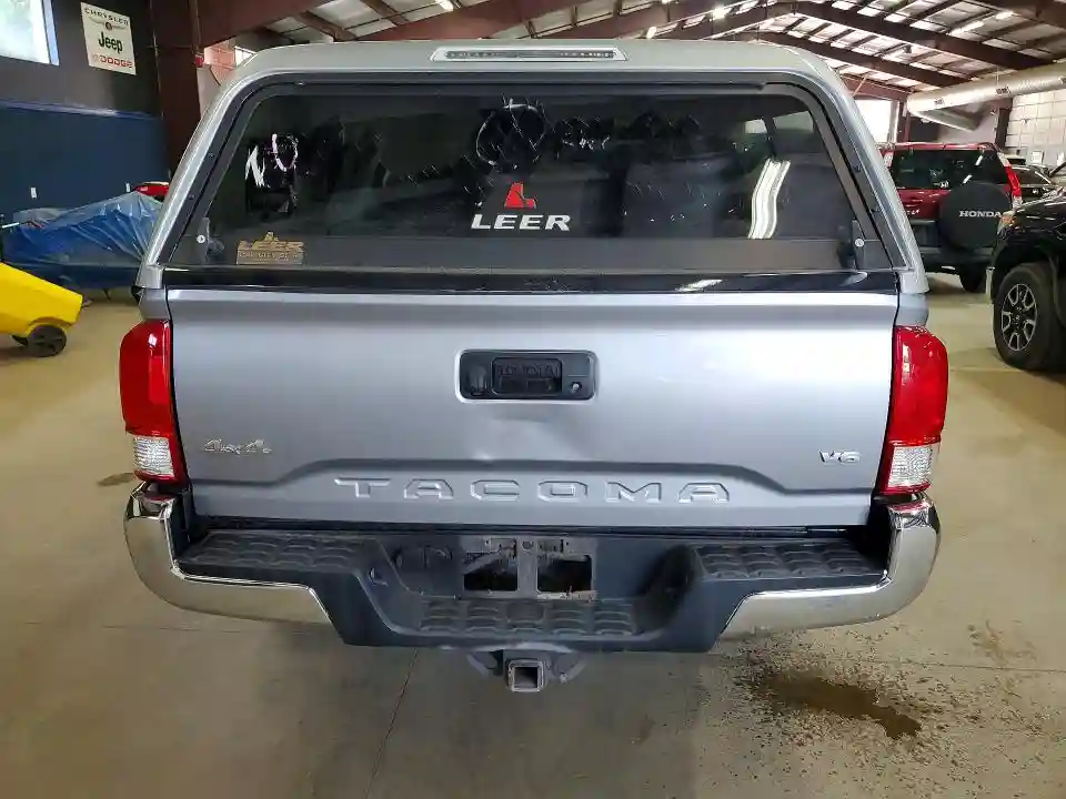 3TMCZ5AN4HM076484 2017 TOYOTA TACOMA-5
