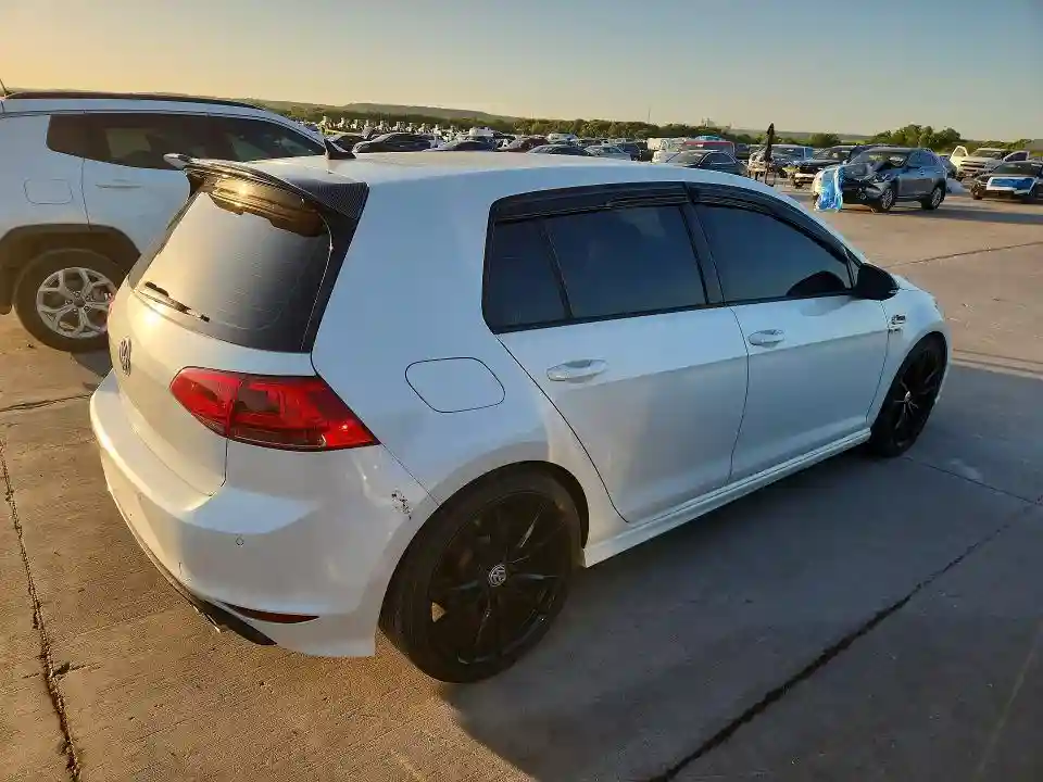 WVWWF7AU2HW133242 2017 VOLKSWAGEN GOLF-2