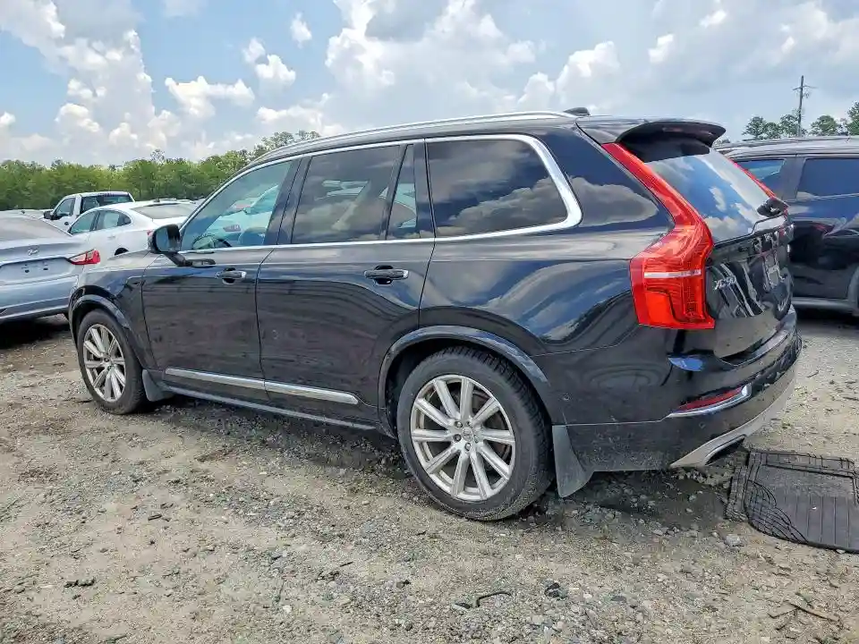 YV4A22PL4G1024197 2016 VOLVO XC90-1