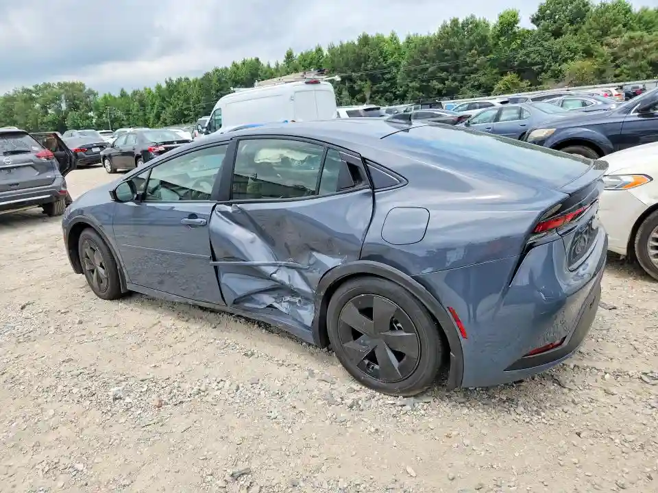 JTDACAAU3T3080979 2026 TOYOTA PRIUS-1