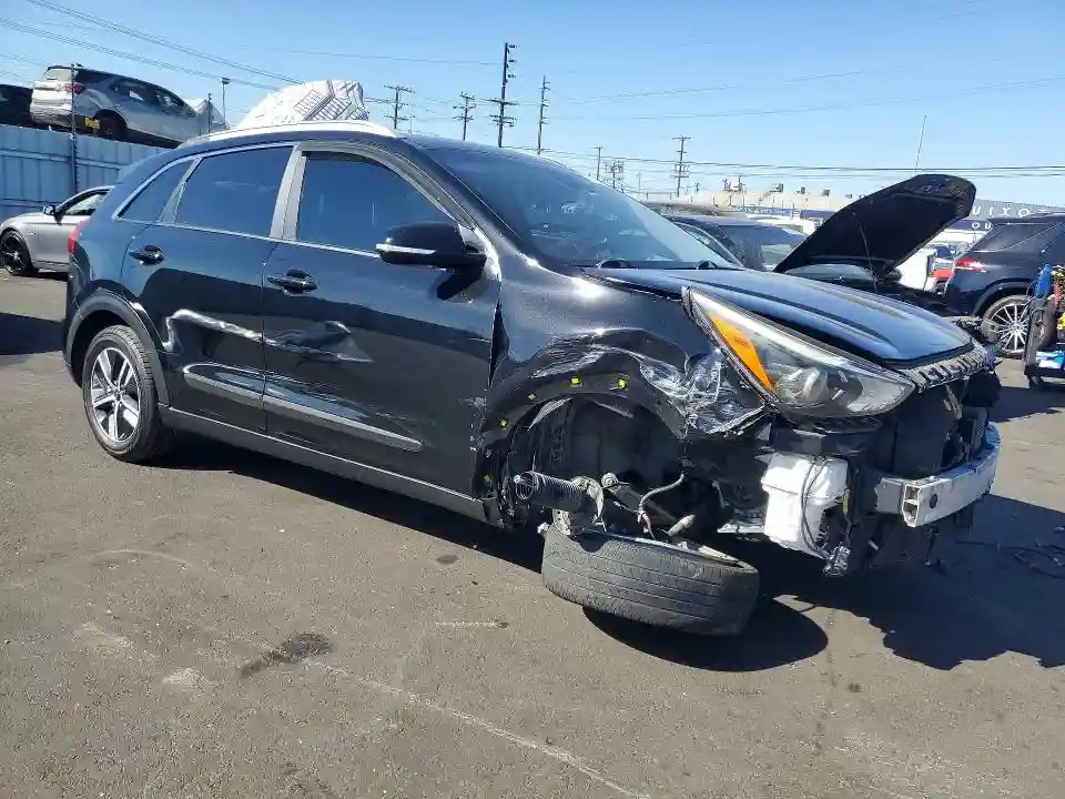 KNDCD3LD5M5463911 2021 KIA NIRO-3