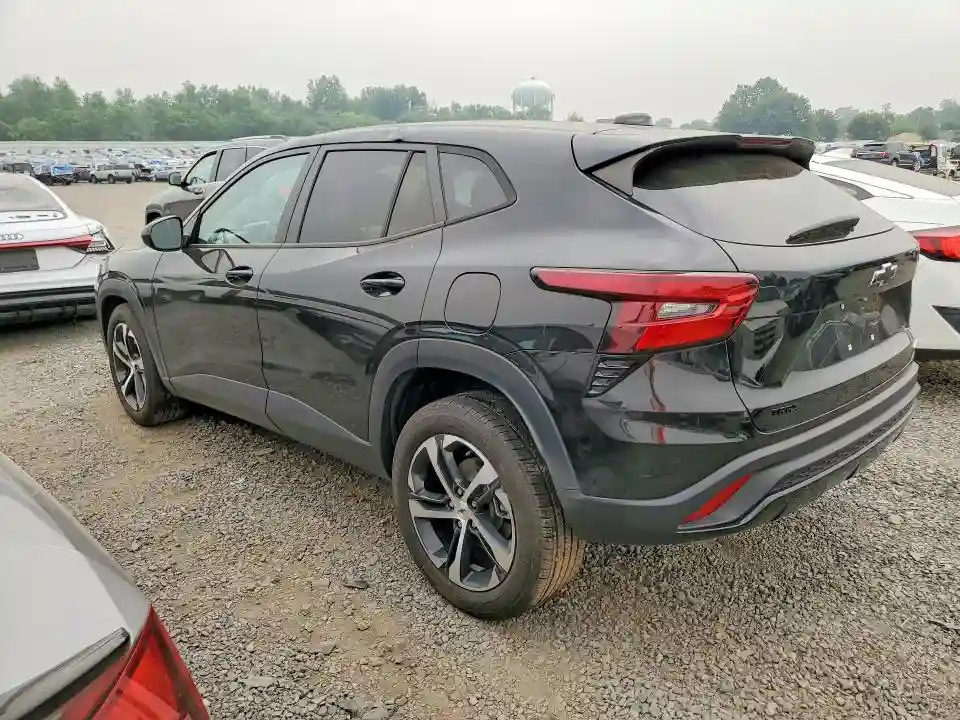KL77LGE27RC002233 2024 CHEVROLET TRAX-1