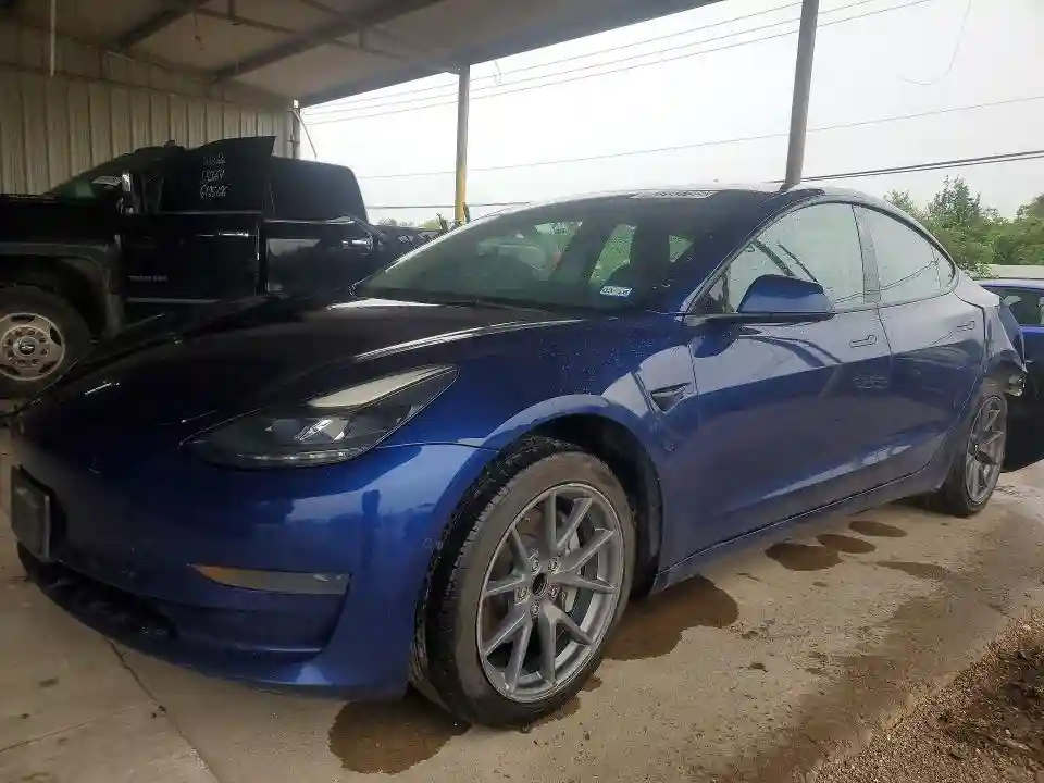 5YJ3E1EA1NF191197 2022 TESLA MODEL 3-0