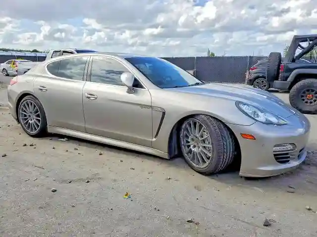 WP0AD2A78CL045531 2012 PORSCHE PANAMERA-3
