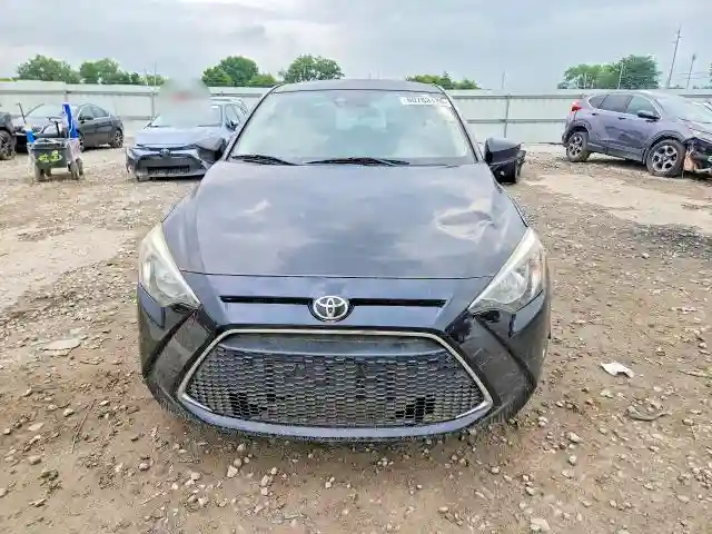 3MYDLBYV1KY516107 2019 TOYOTA YARIS-4