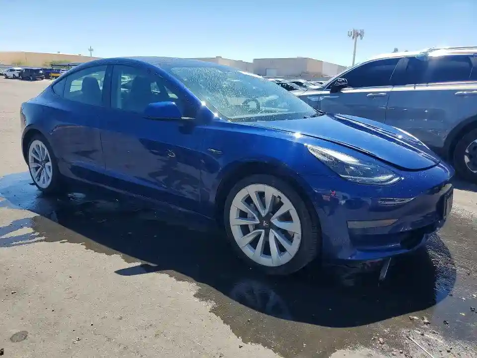 5YJ3E1EA2NF370798 2022 TESLA MODEL 3-3