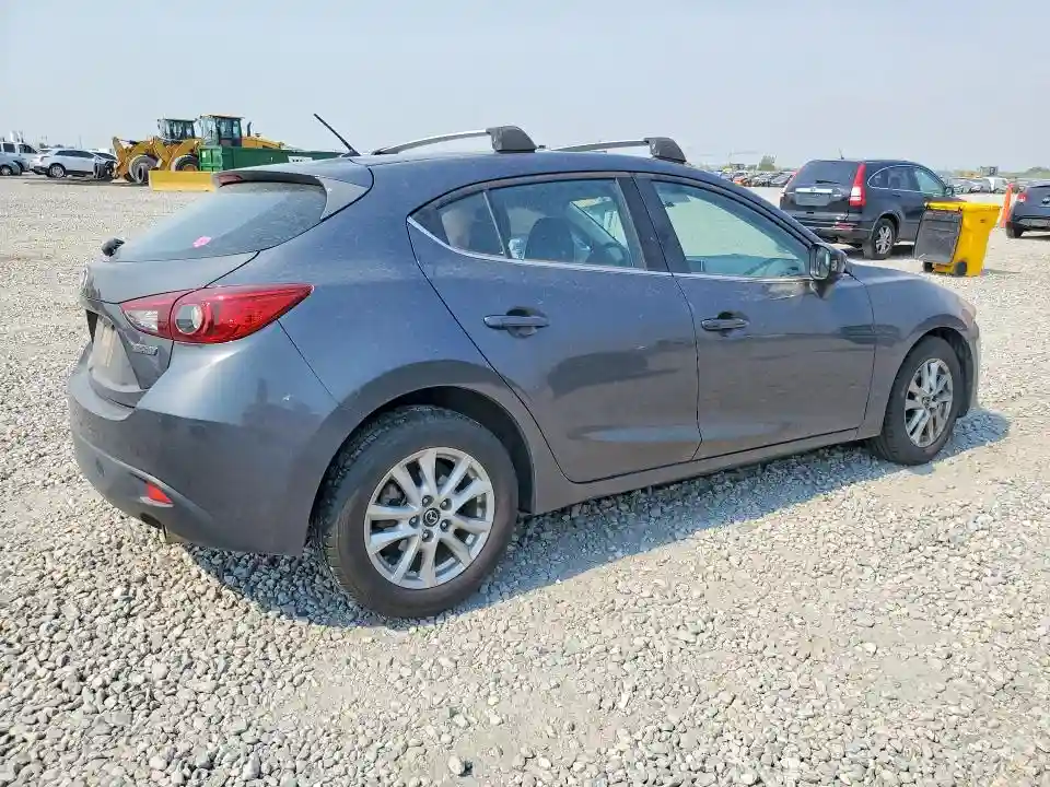 JM1BM1L76E1215945 2014 MAZDA 3-2