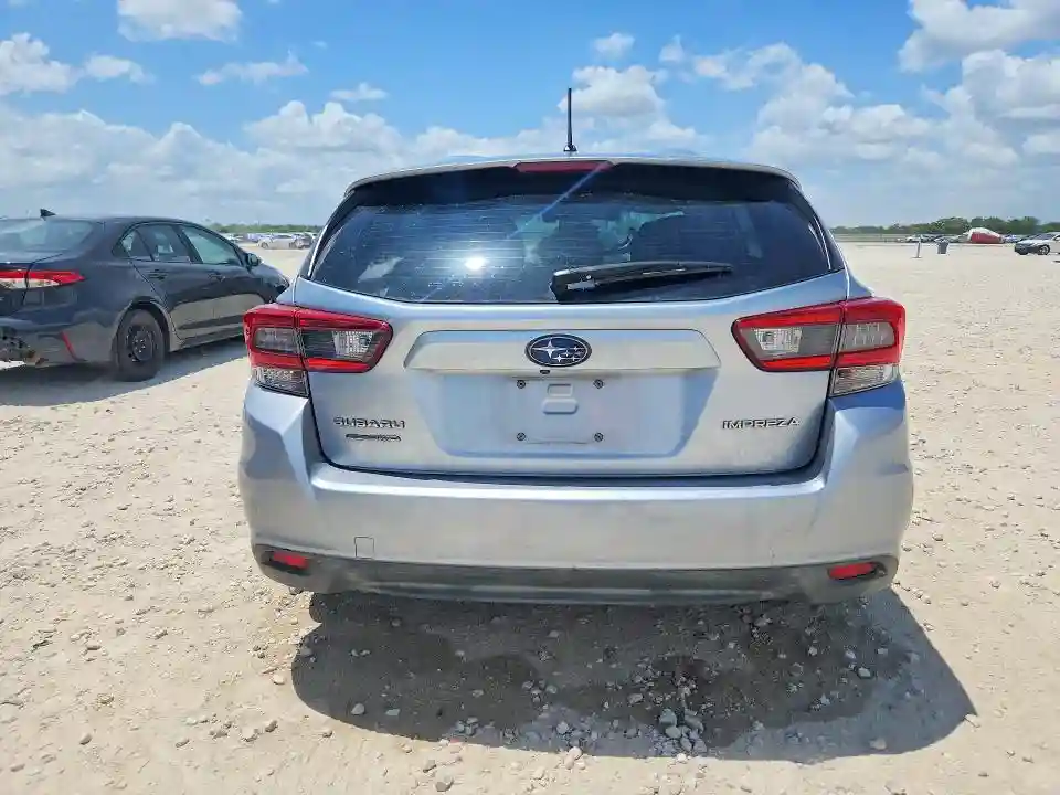 4S3GTAB65M3711677 2021 SUBARU IMPREZA-5