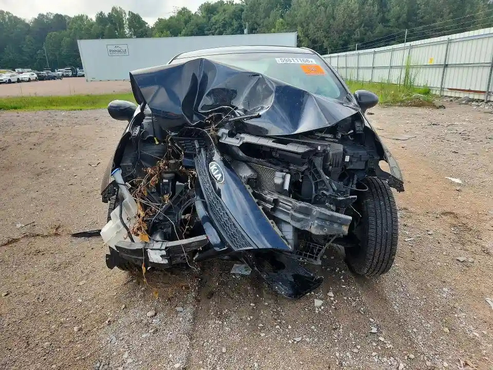 KNADM4A35H6006971 2017 KIA RIO-4