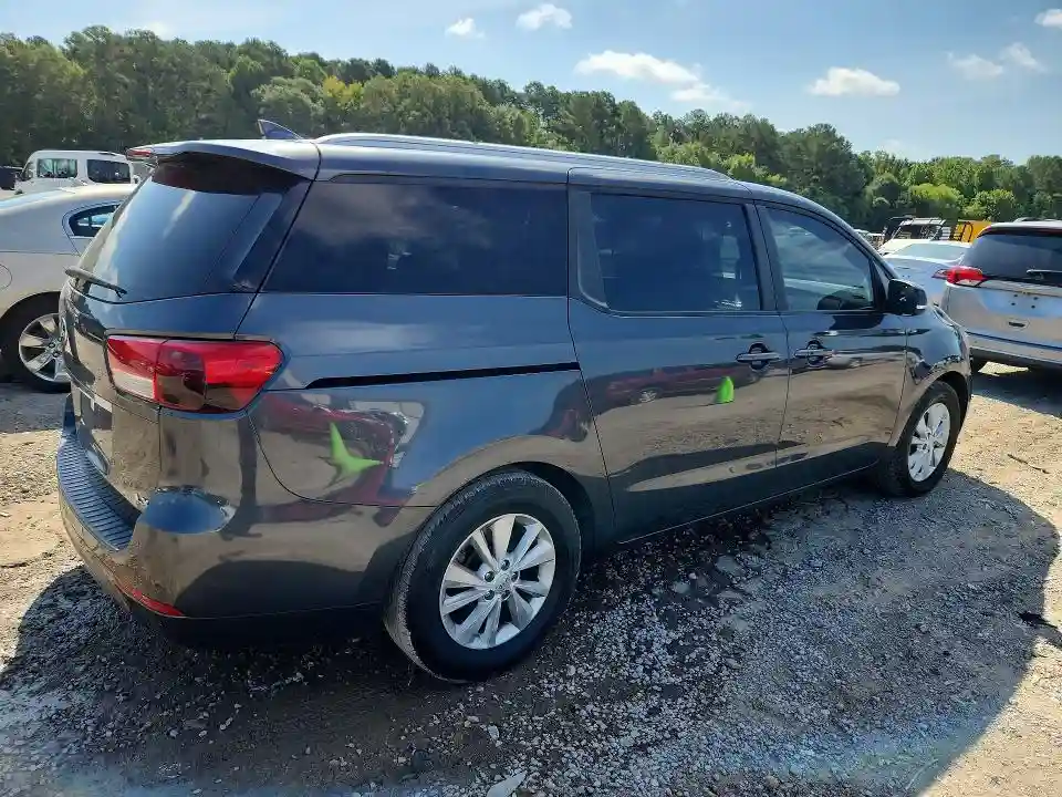 KNDMB5C12H6246330 2017 KIA SEDONA-2