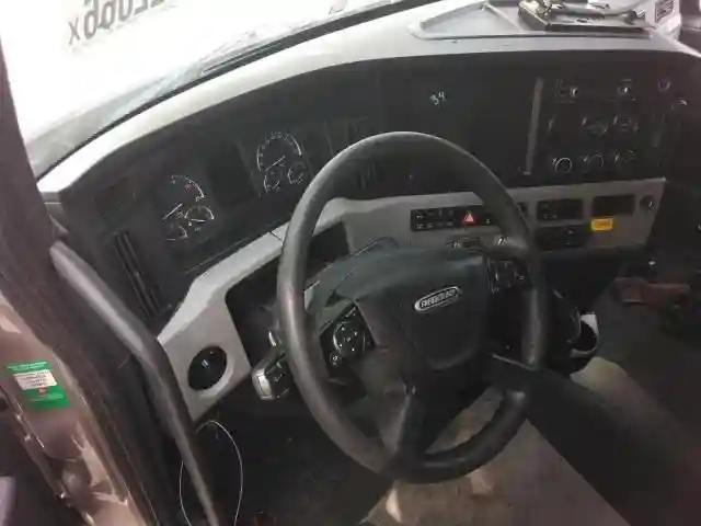 3AKJHHDR7KSKB5289 2019 FREIGHTLINER ALL OTHER-5