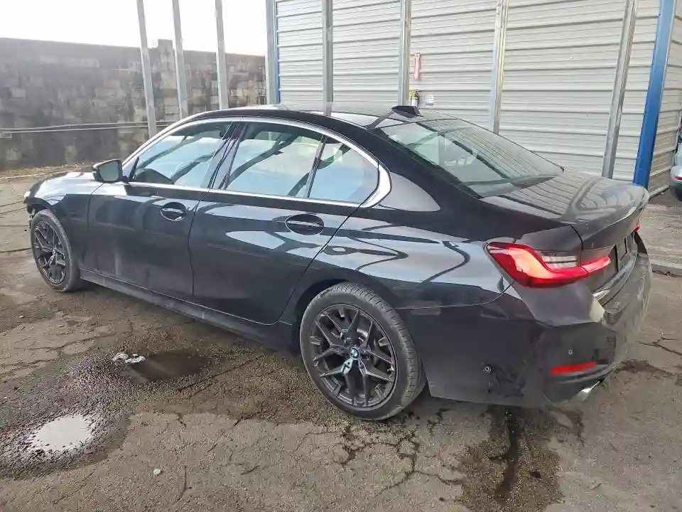 3MW69CW06S8F07466 2025 BMW 3 SERIES-1