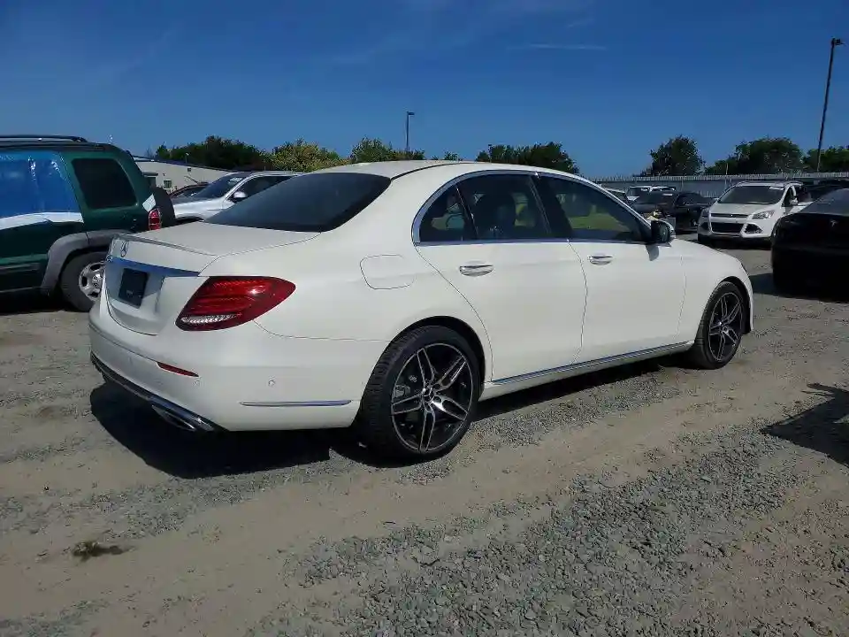 WDDZF4JB8HA280839 2017 MERCEDES-BENZ E-CLASS-2