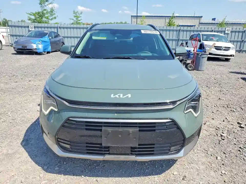 KNDCT3LE9S5222913 2025 KIA NIRO-4