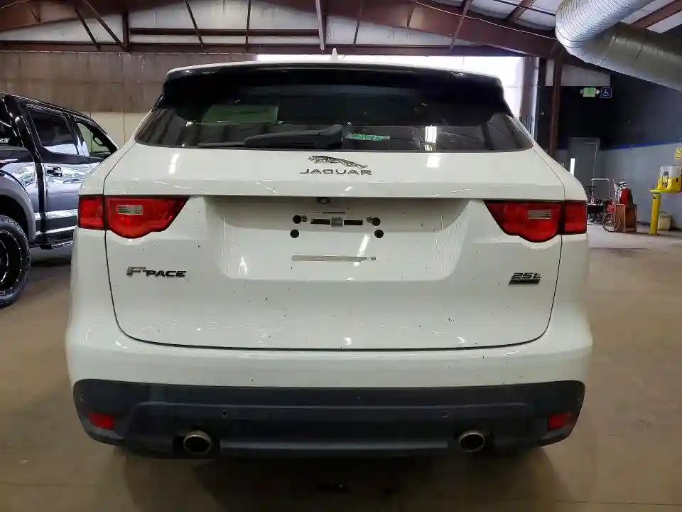 SADCS2FXXKA356710 2019 JAGUAR F-PACE-5