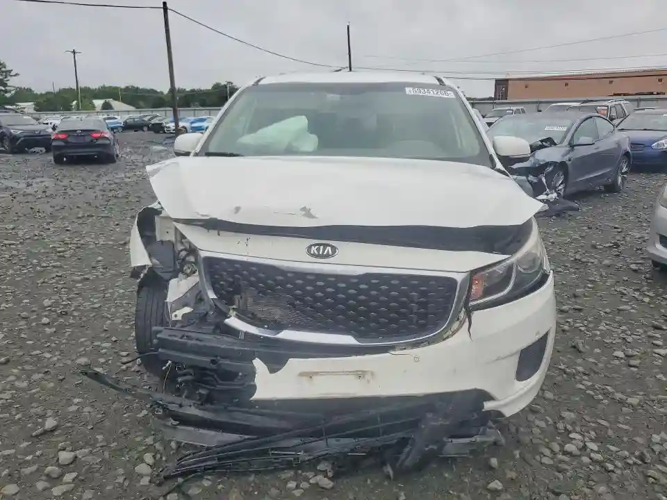KNDMB5C12H6325948 2017 KIA SEDONA-4