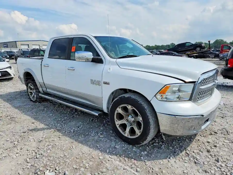 1C6RR7NT1HS501821 2017 RAM 1500-3