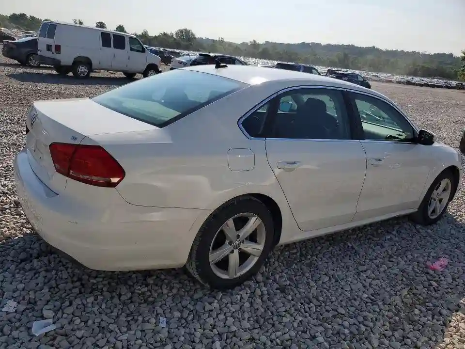 1VWBP7A36EC016454 2014 VOLKSWAGEN PASSAT-2